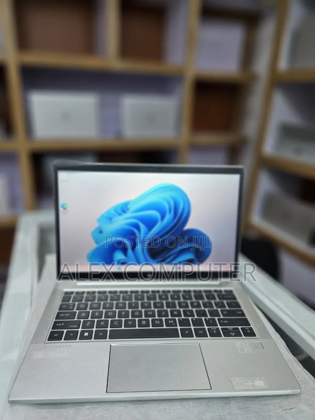 New Laptop HP EliteBook 845 G7 16GB AMD Ryzen 5 SSD 512GB