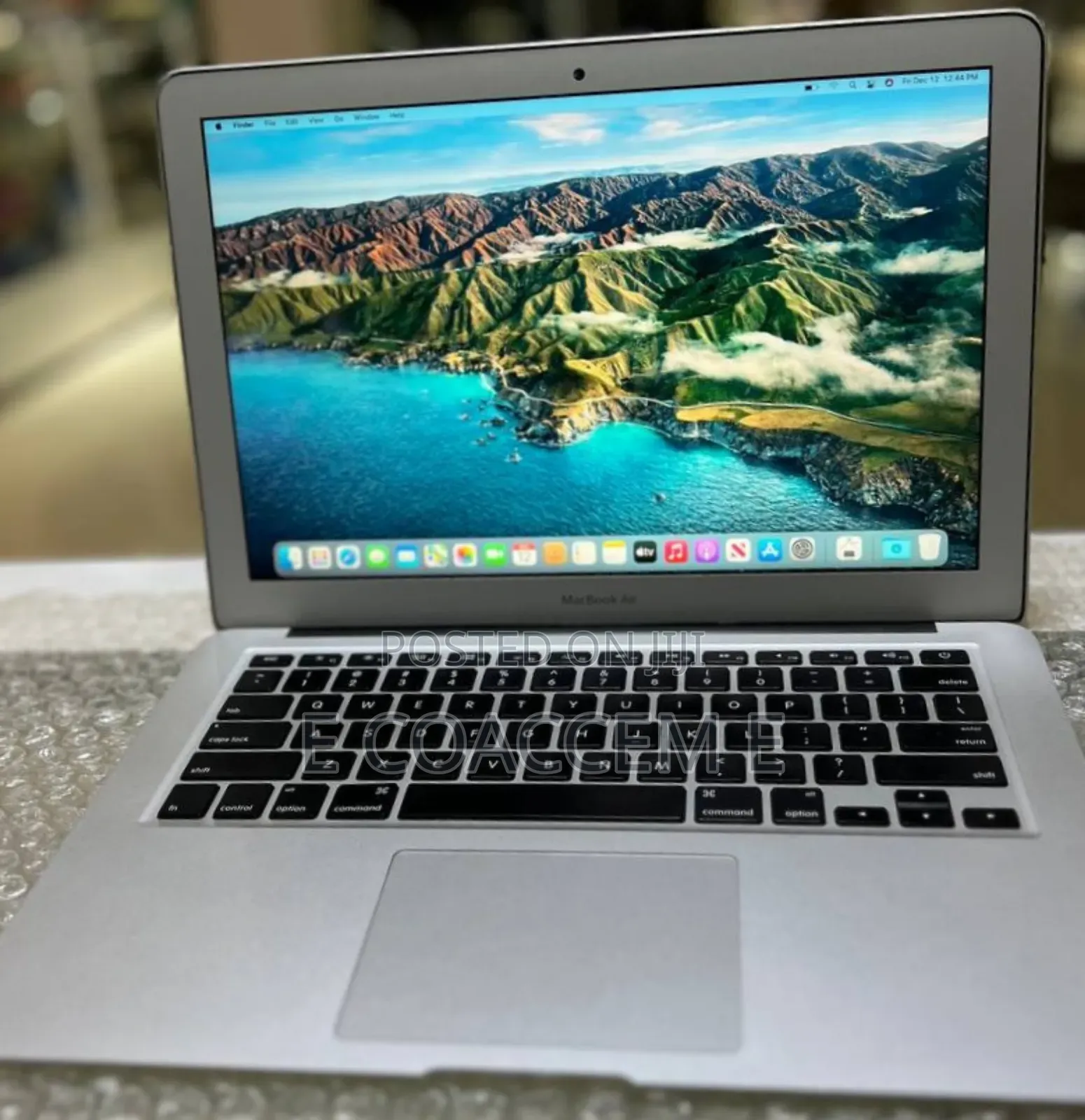 New Laptop Apple MacBook Air 2014 4GB Intel Core I5 SSD 256GB