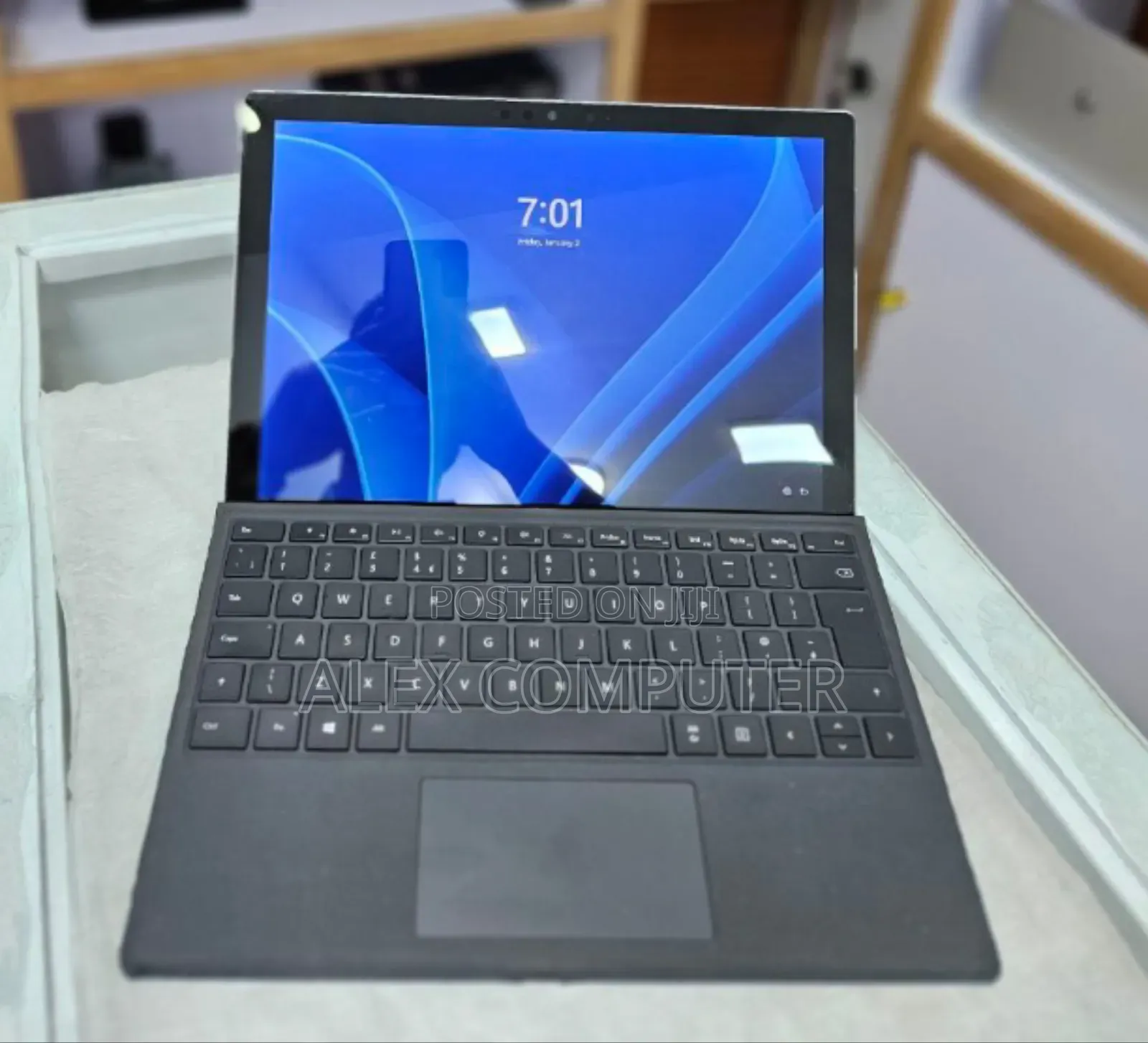 New Laptop Microsoft Surface Pro 7 16GB Intel Core I7 SSD 256GB