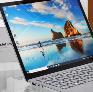 New Laptop Microsoft Surface 16GB Intel Core I7 SSD 256GB