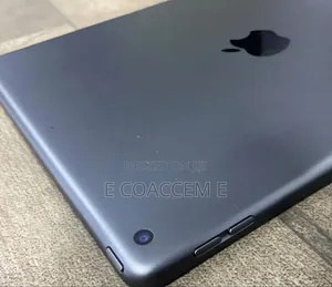 New Apple iPad 10.2 (2020) 64 GB Silver