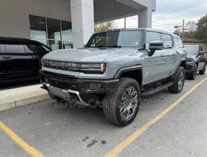 New GMC HUMMER EV SUV 2025 Gray