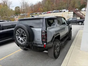 New GMC HUMMER EV SUV 2025 Gray