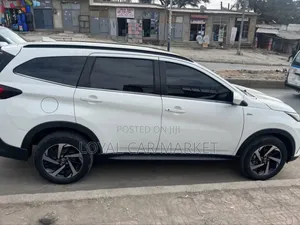 Toyota Rush 2023 White