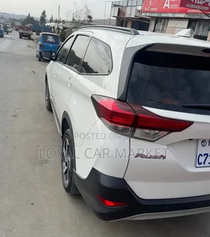 Toyota Rush 2023 White