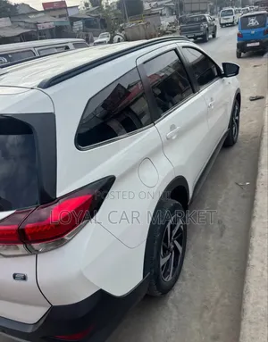 Toyota Rush 2023 White