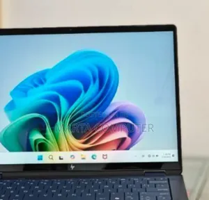 New Laptop HP OmniBook X Flip 14" 16GB Intel Core Ultra 7 SSD 1T