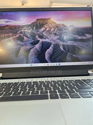 New Laptop Dell G15 5511 16GB Intel Core I7 SSD 512GB