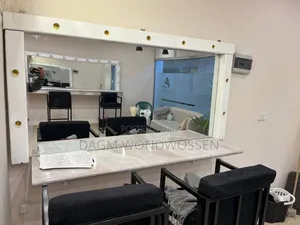 Makeup Studio Furnitures