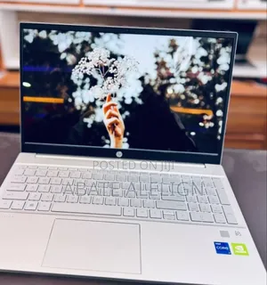New Laptop HP Pavilion 15 16GB Intel Core I7 SSD 512GB