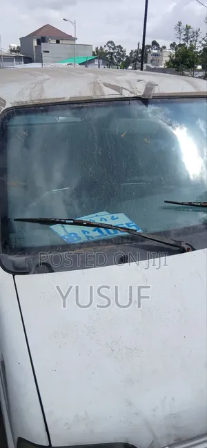 Suzuki Super Carry 1999 White