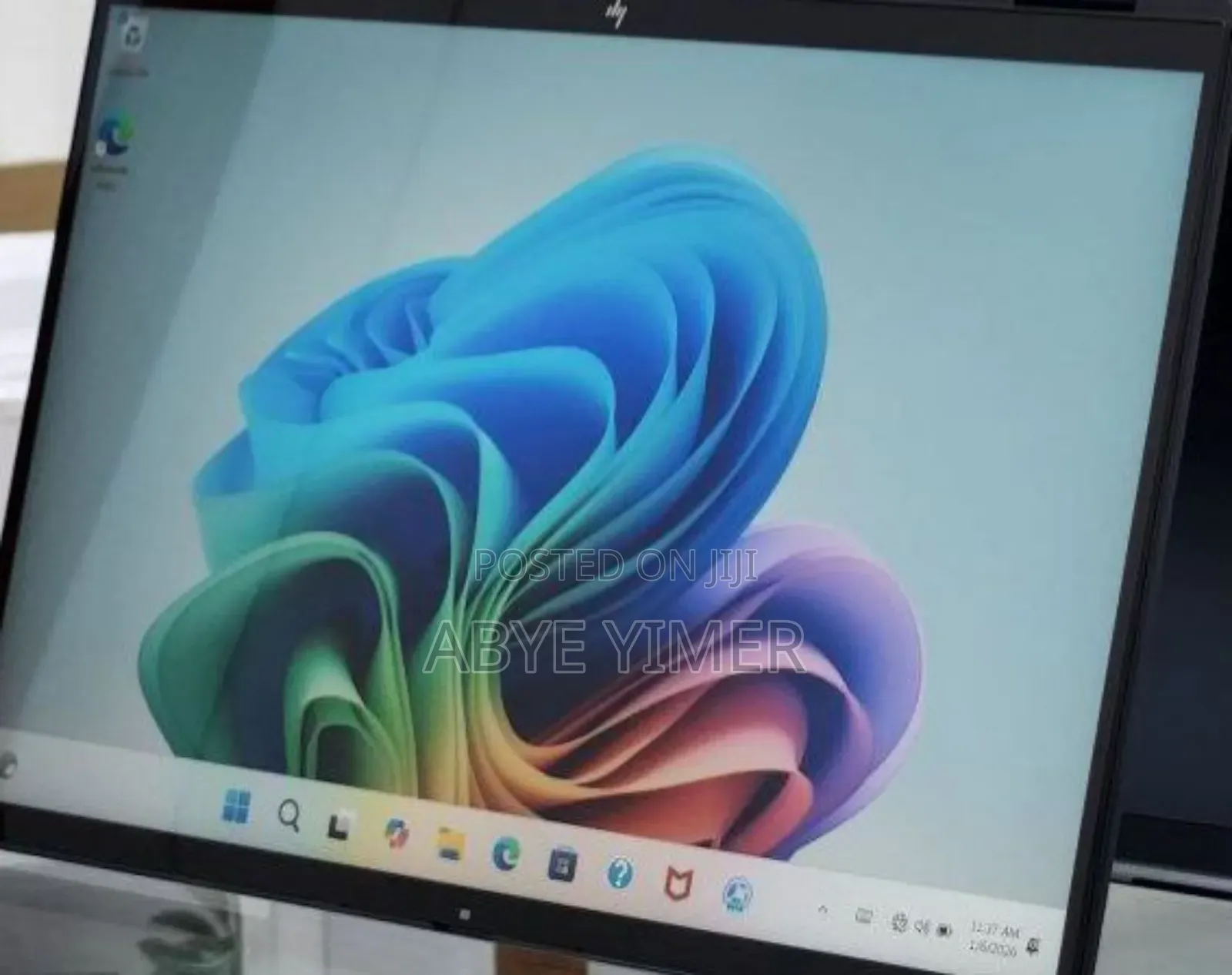 New Laptop HP OmniBook X Flip 14" 16GB Intel Core Ultra 7 SSD 1T