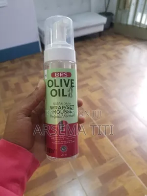 Olive Oil Hold and Shine Wrap Set Mousse