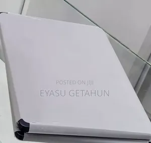 New Laptop Apple MacBook Air 2025 M4 13-Inch 16GB Apple M4 SSD 256GB