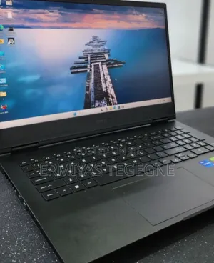 New Laptop HP OmniBook 5 16" 16GB Intel Core I7 SSD 512GB