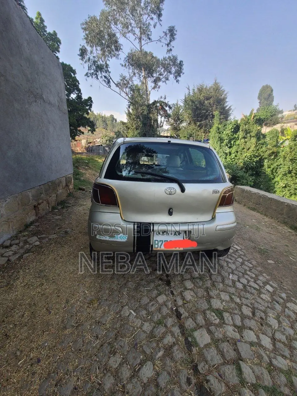 Toyota Vitz 2003 Gold