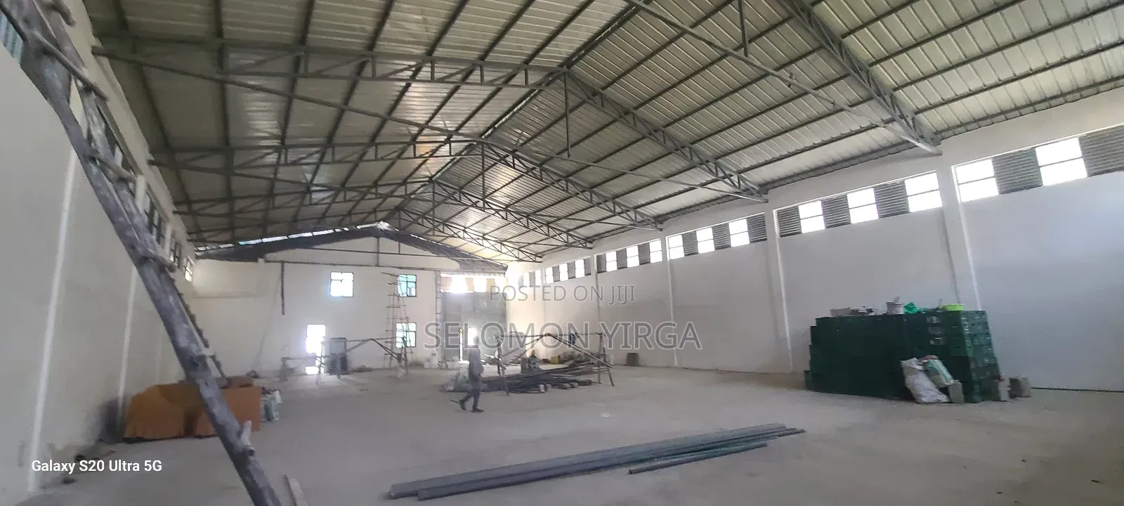 Warehouse for Rent, Kiray