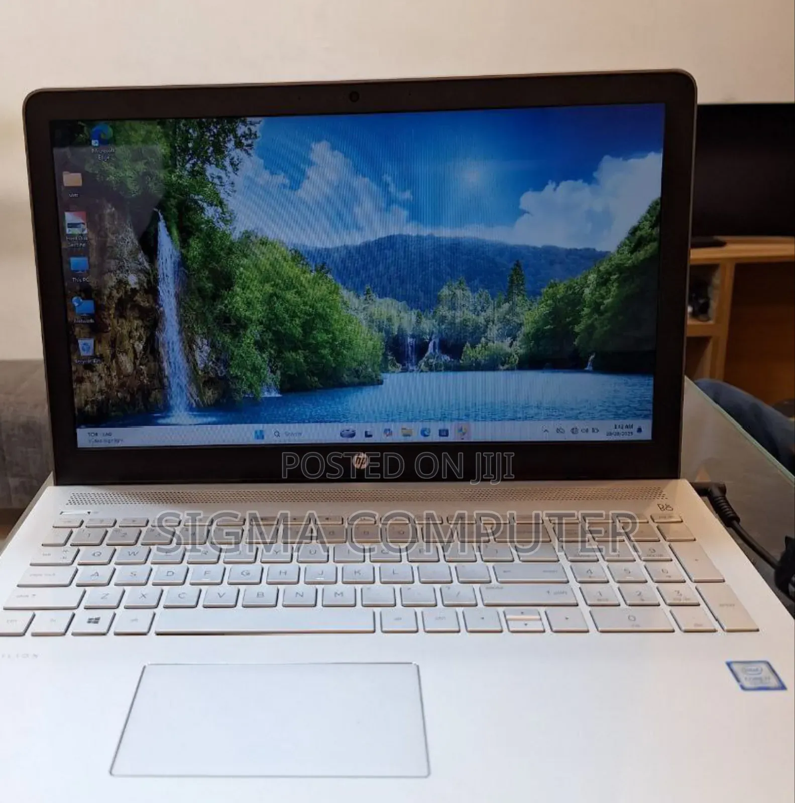 New Laptop HP Pavilion 15 8GB Intel Core I7 HDD 1T