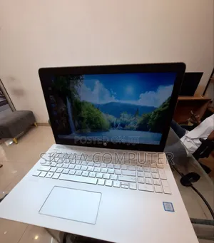 New Laptop HP Pavilion 15 8GB Intel Core I7 HDD 1T