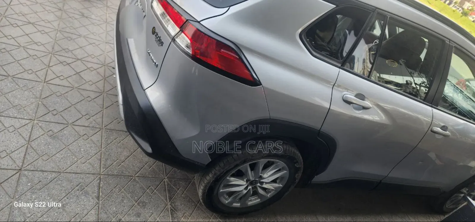 Toyota Corolla Cross Hybrid 2023 Silver