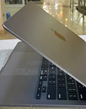 New Laptop Apple MacBook Air 2022 M2 8GB Apple M2 SSD 256GB