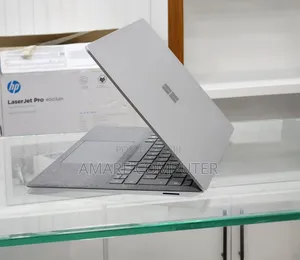 New Laptop Microsoft Surface 16GB Intel Core I7 SSD 256GB