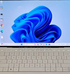 New Laptop Dell XPS 13 9320 32GB Intel Core I7 SSD 1T