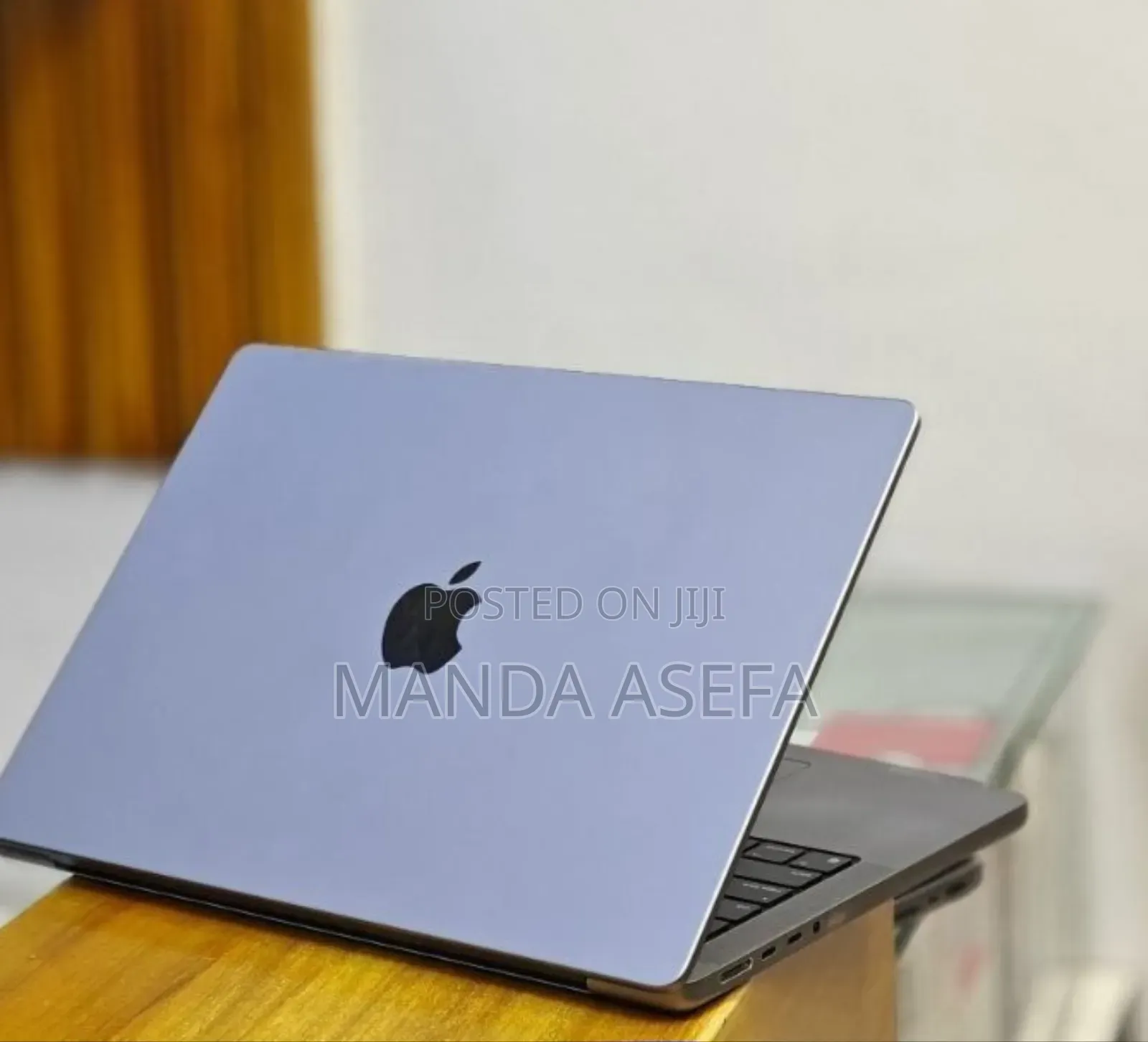 New Laptop Apple MacBook Pro M1 32GB Apple M1 Pro SSD 512GB