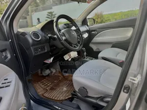 Mitsubishi Attrage 2022 Gray