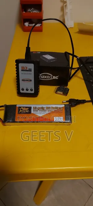 Lipo Battery Charger With Battery Checker