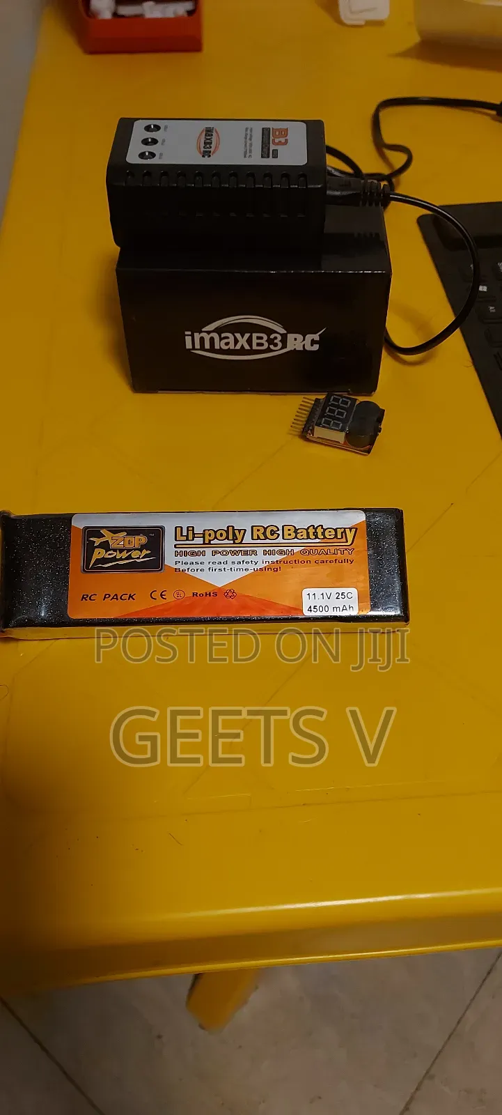 Lipo Battery Charger With Battery Checker