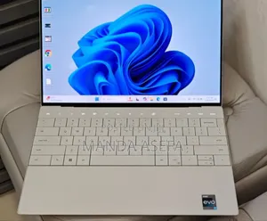 New Laptop Dell XPS 13 9320 32GB Intel Core I7 SSD 1T