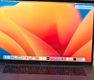 New Laptop Apple MacBook Pro 2019 16GB Intel Core I7 SSD 512GB