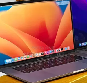 New Laptop Apple MacBook Pro 2019 16GB Intel Core I7 SSD 512GB