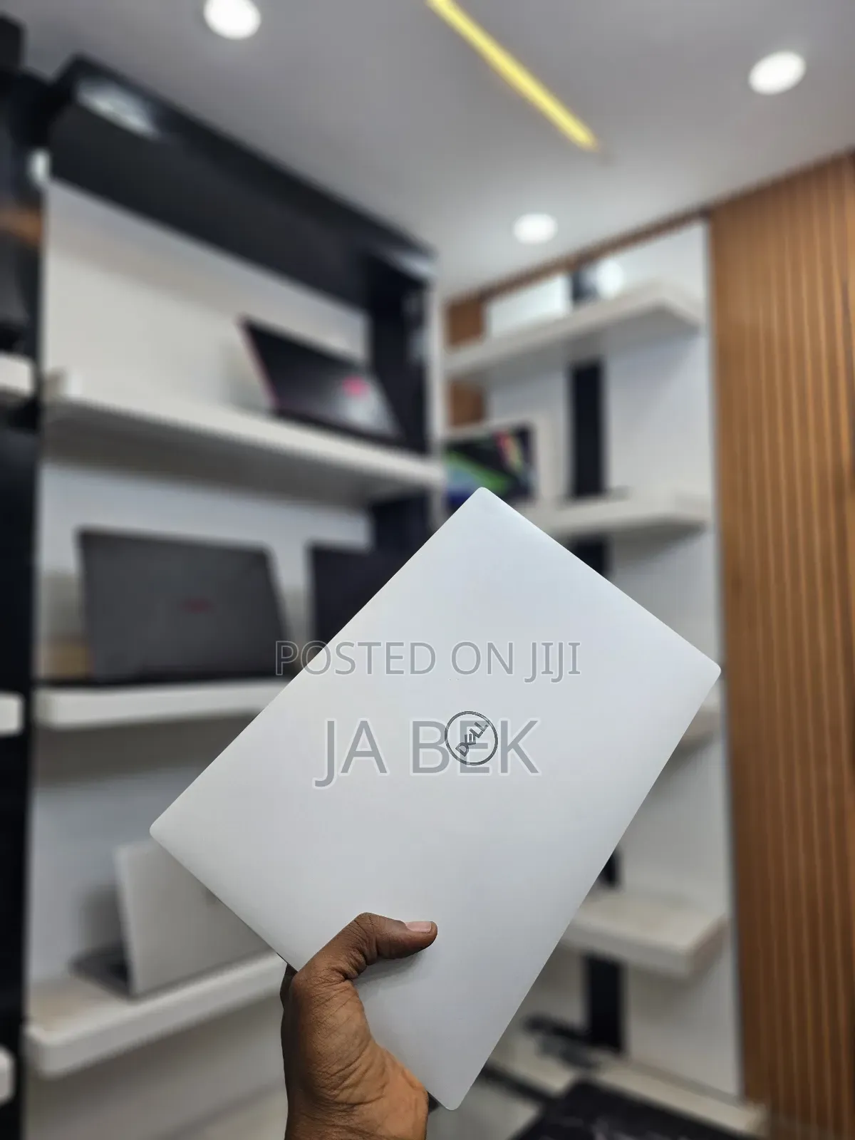 New Laptop Dell XPS 13 32GB Intel Core I7 SSD 1T