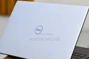 New Laptop Dell XPS 13 9370 8GB Intel Core I5 SSD 512GB