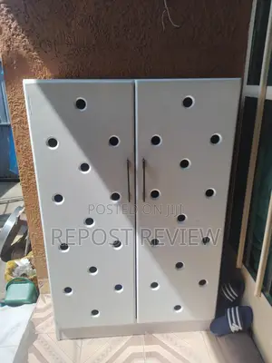 የዕቃ ማስቀመጫ እና መደርደሪያ