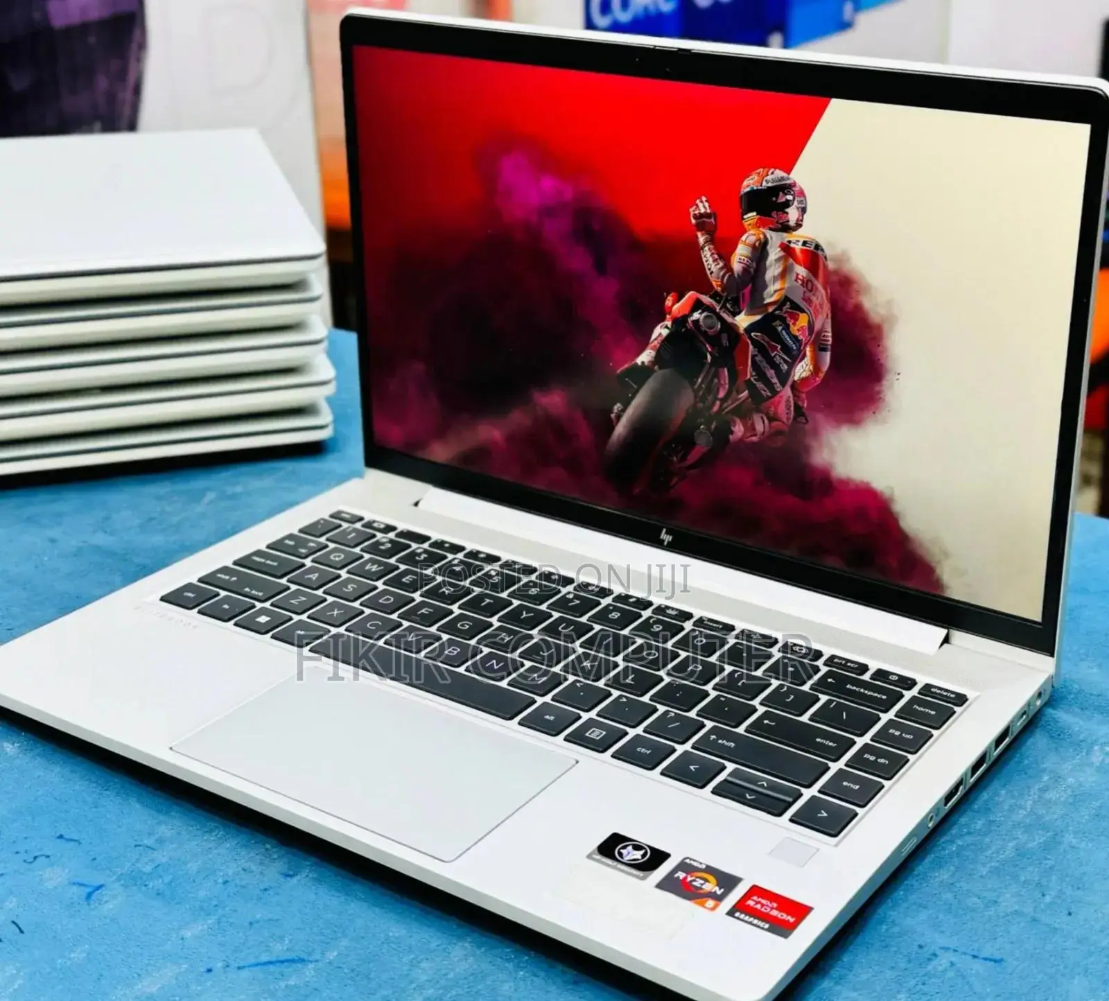 New Laptop HP EliteBook 645 G9 16GB AMD Ryzen 5 SSD 512GB