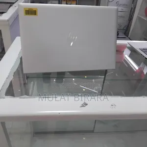 New Laptop HP EliteBook 835 G7 16GB AMD Ryzen 5 SSD 512GB