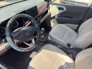 Hyundai I10 2022 Gray