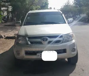 Toyota Hilux 2007 Silver
