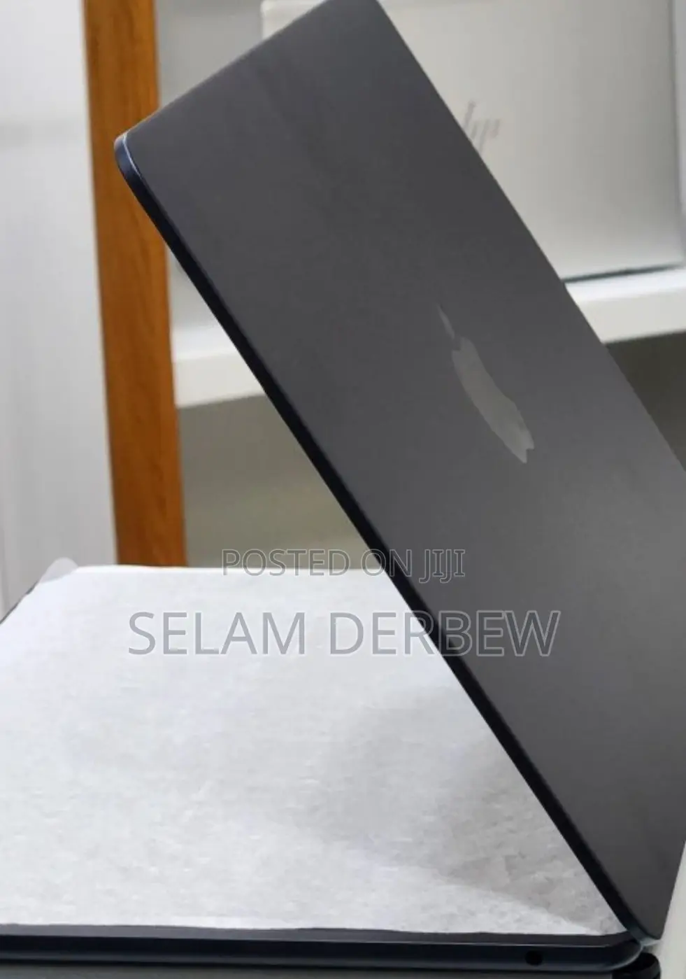 New Laptop Apple MacBook Air 2025 M4 13-Inch 16GB Apple M4 SSD 256GB