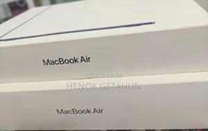 New Laptop Apple MacBook Air 2025 M4 13-Inch 16GB Apple M4 SSD 256GB