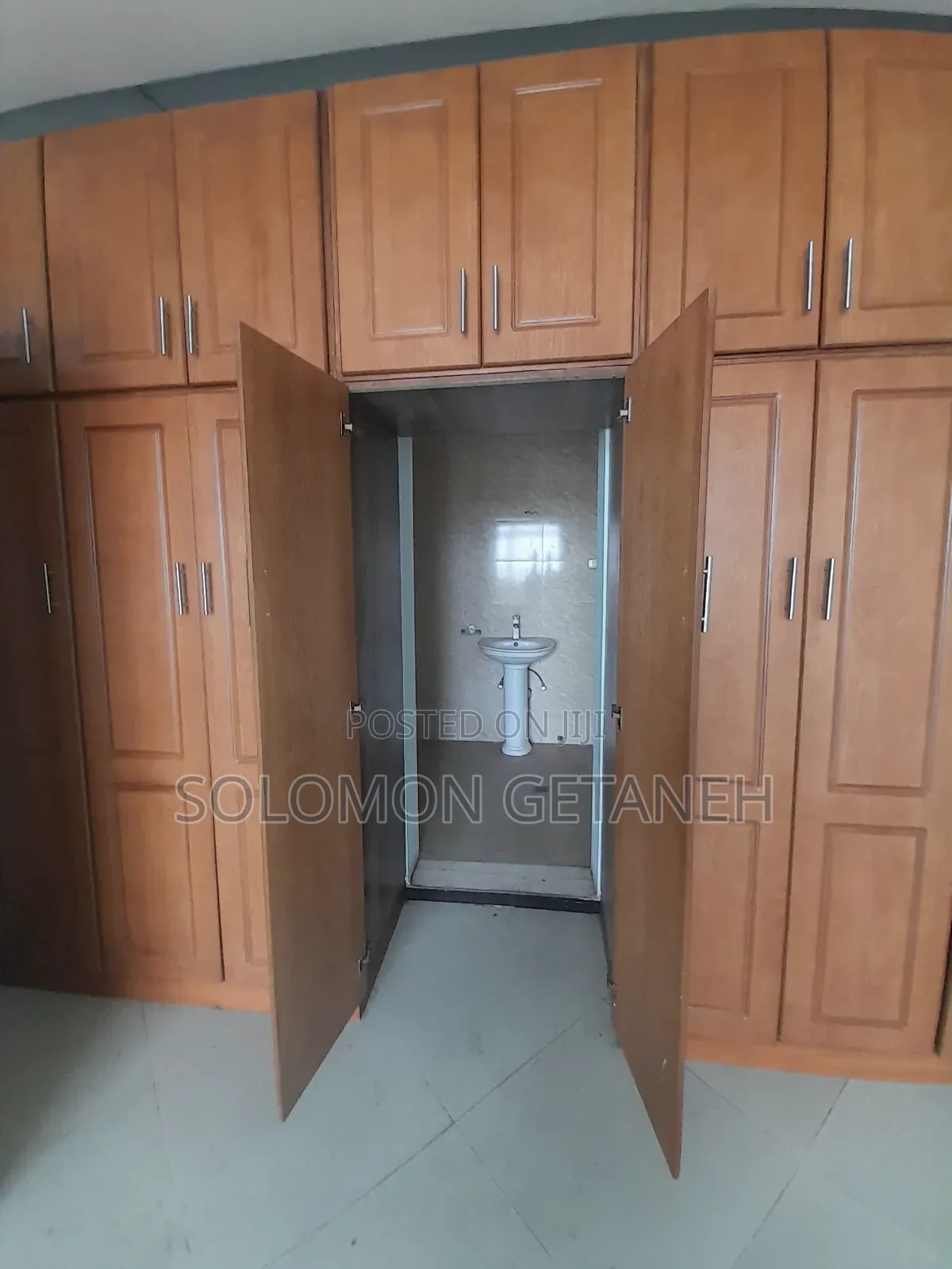 Furnished 3bdrm Apartment in አዲስ አበባ ሳይንስ እና, Akaky Kaliti for sale
