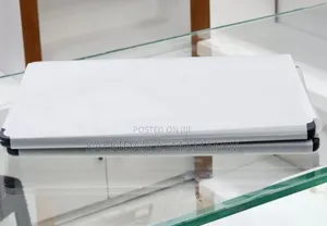 New Laptop Apple MacBook Pro 2024 M4 14-Inch 16GB Apple M4 SSD 256GB