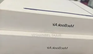 New Laptop Apple MacBook Air 2025 M4 15-Inch 16GB Apple M4 SSD 512GB