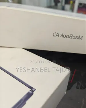 New Laptop Apple MacBook Air 2025 M4 15-Inch 16GB Apple M4 SSD 512GB