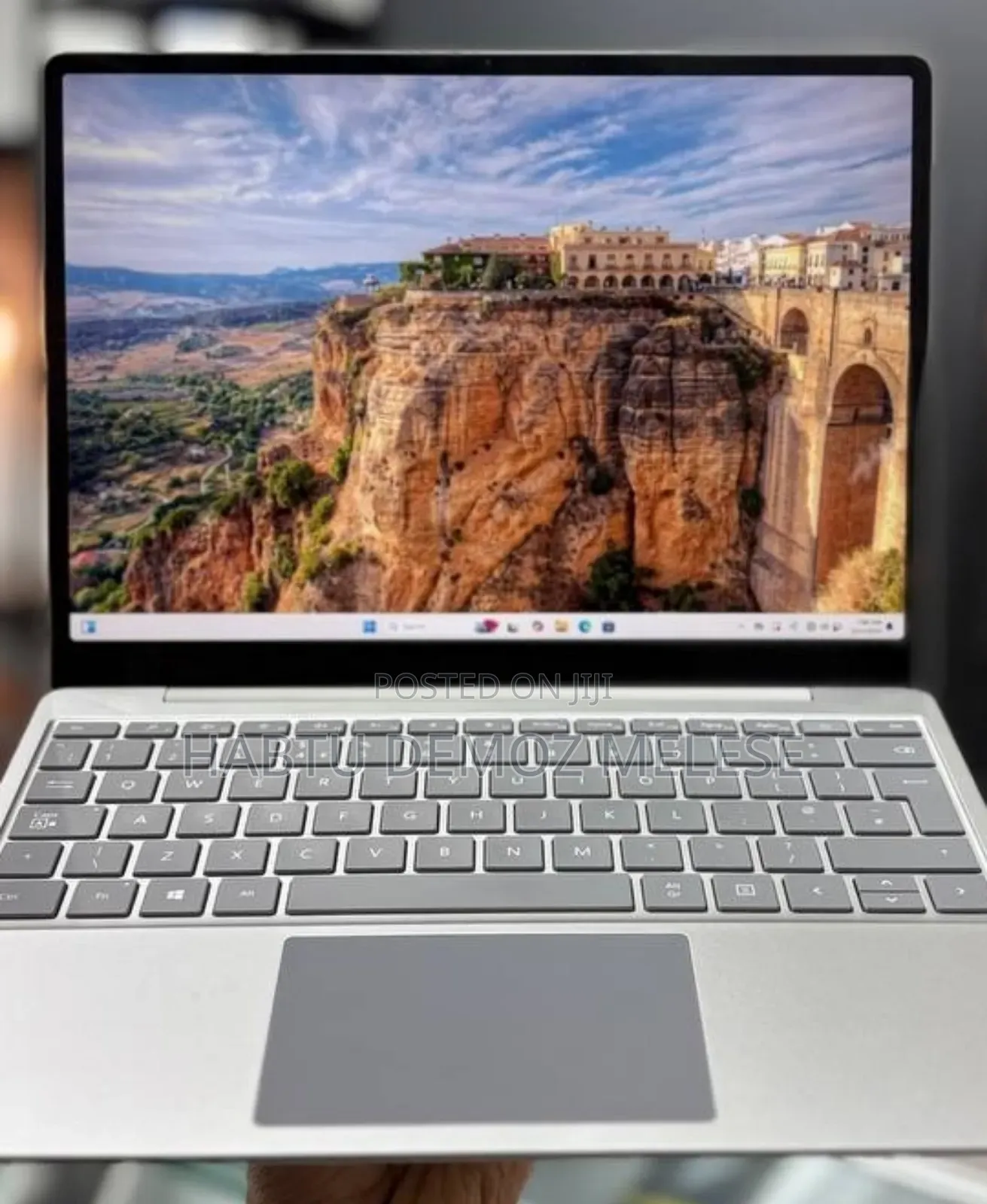 New Laptop Microsoft Surface Go 2 16GB Intel Core I5 SSD 256GB