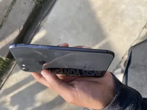 Apple iPhone 8 64 GB Black