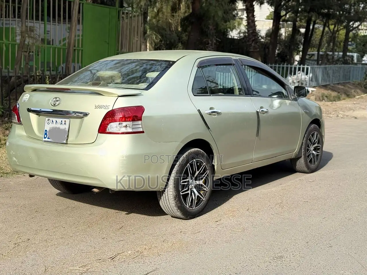 Toyota Yaris 2008 Gold